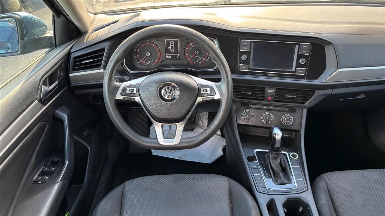 Volkswagen Jetta  2019