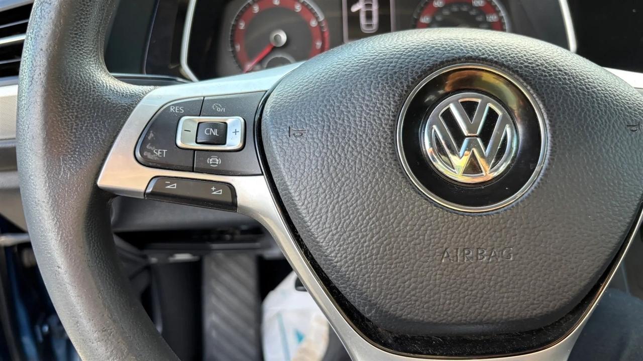 Volkswagen Jetta  2019