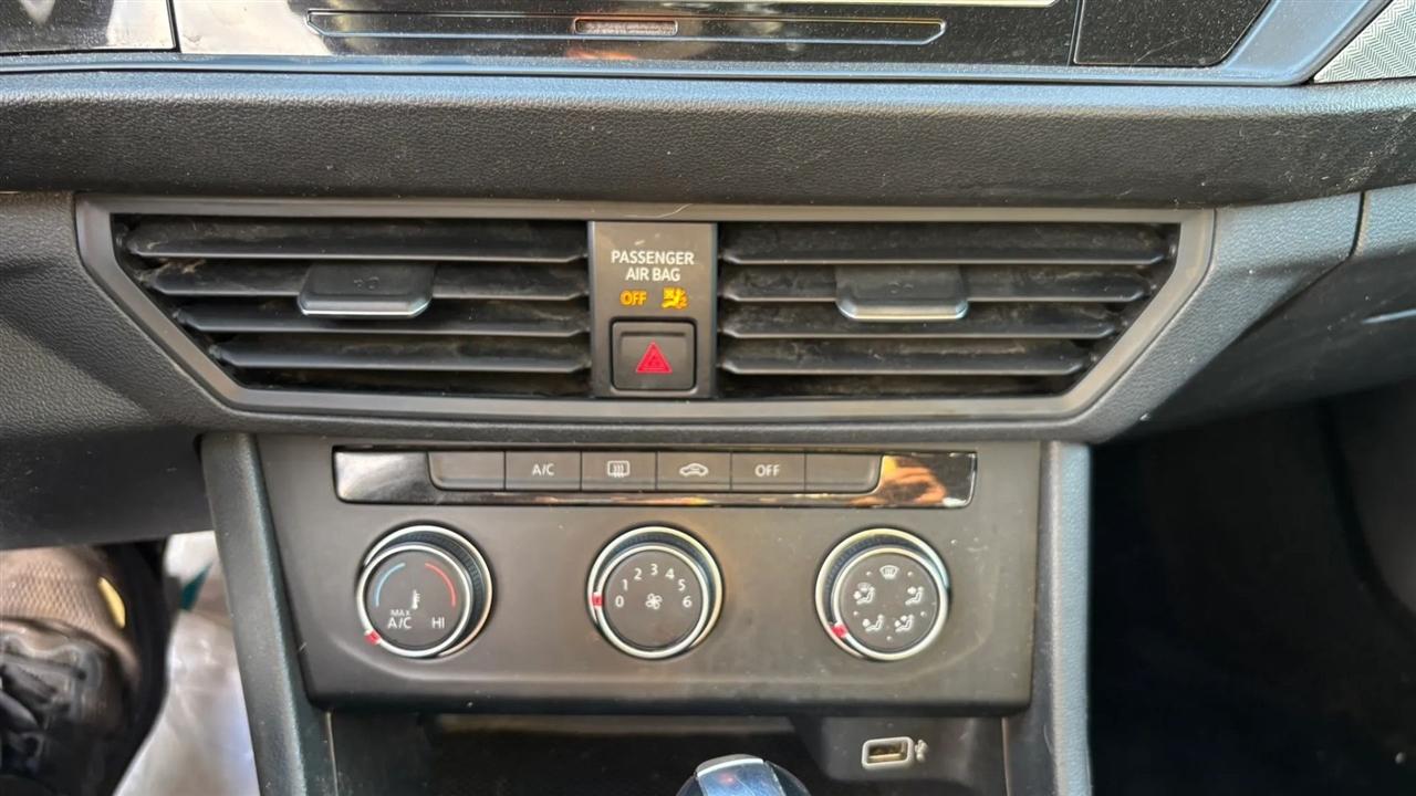 Volkswagen Jetta  2019