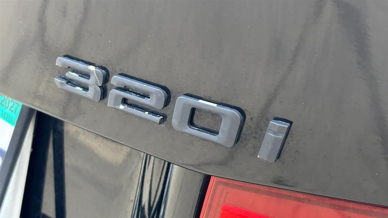 BMW 3-Series  2015