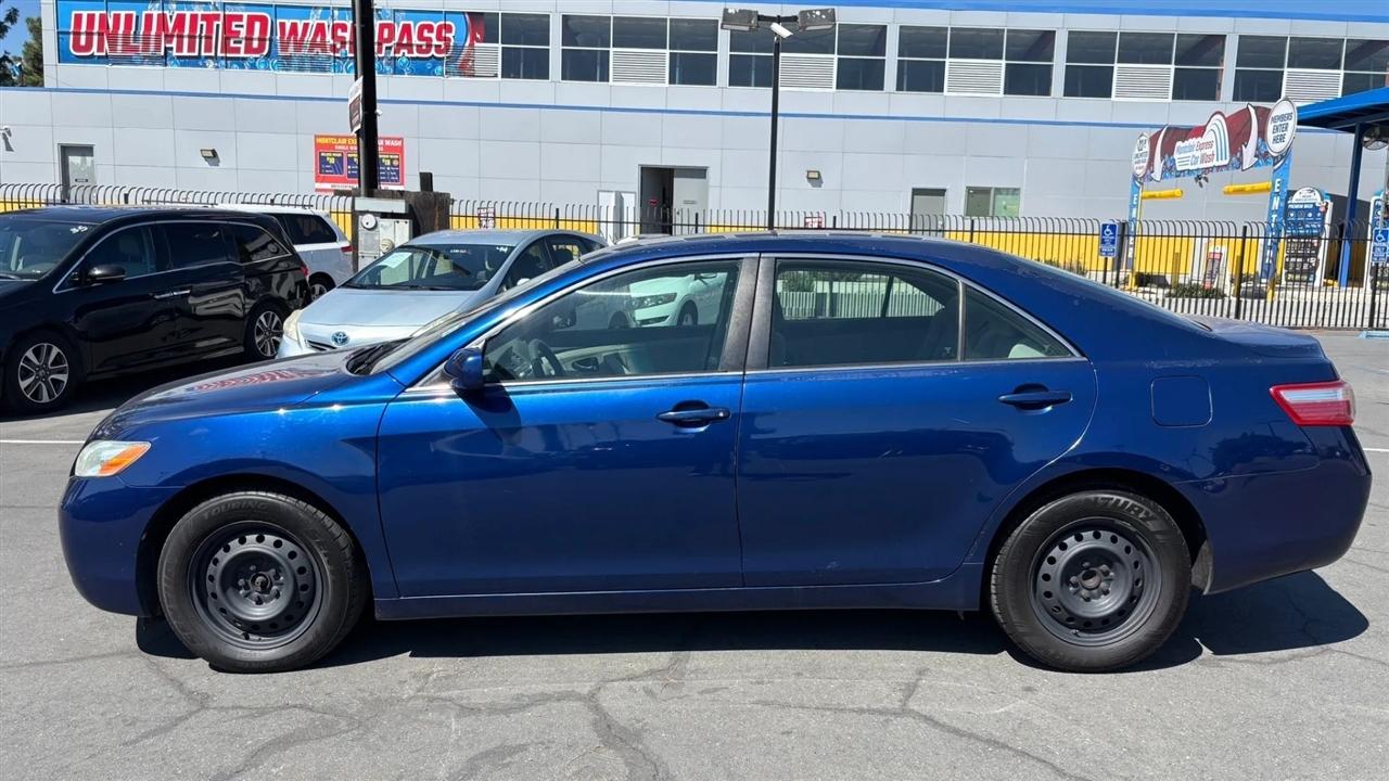 Toyota Camry  2009