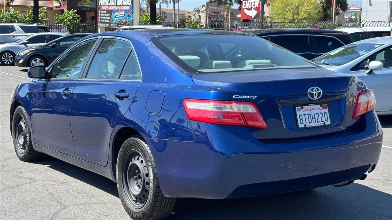 Toyota Camry  2009