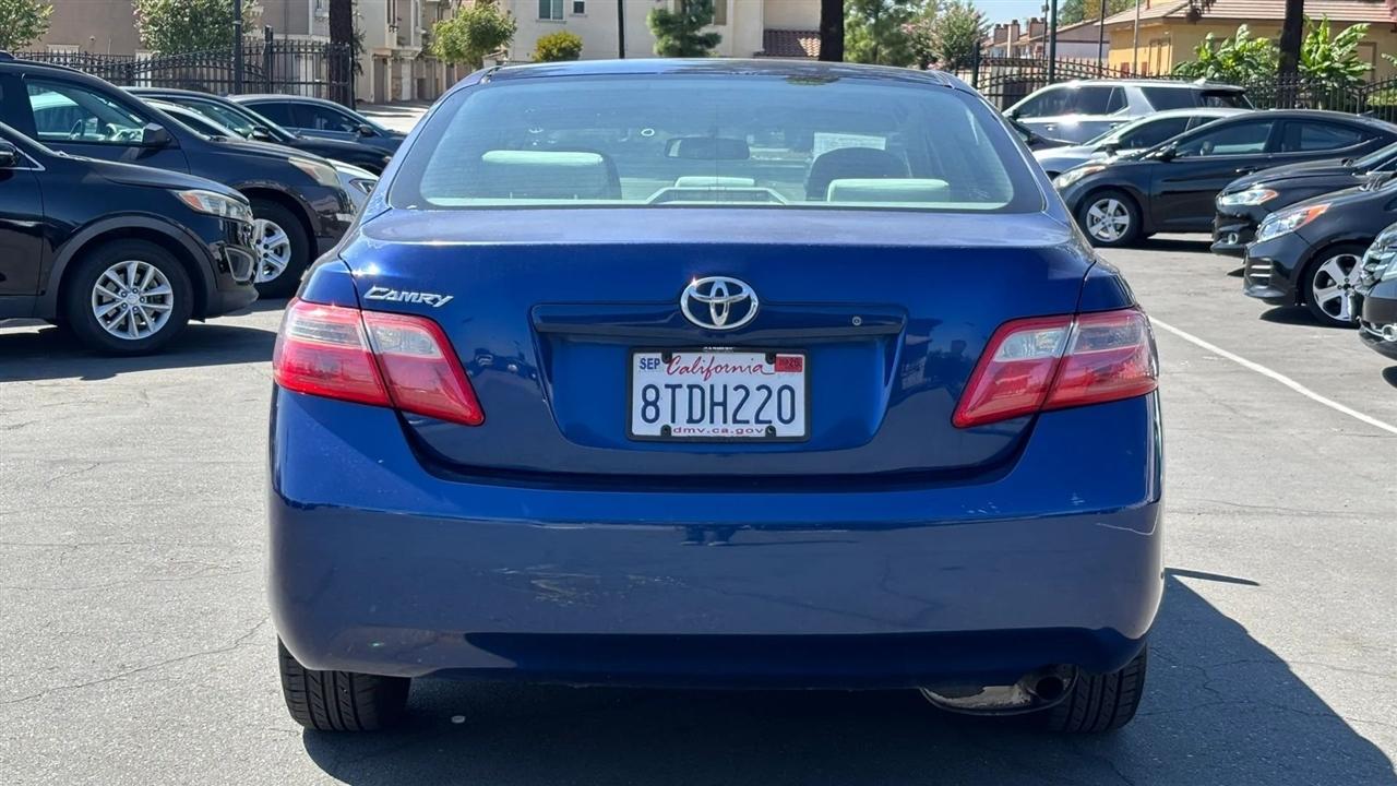 Toyota Camry  2009