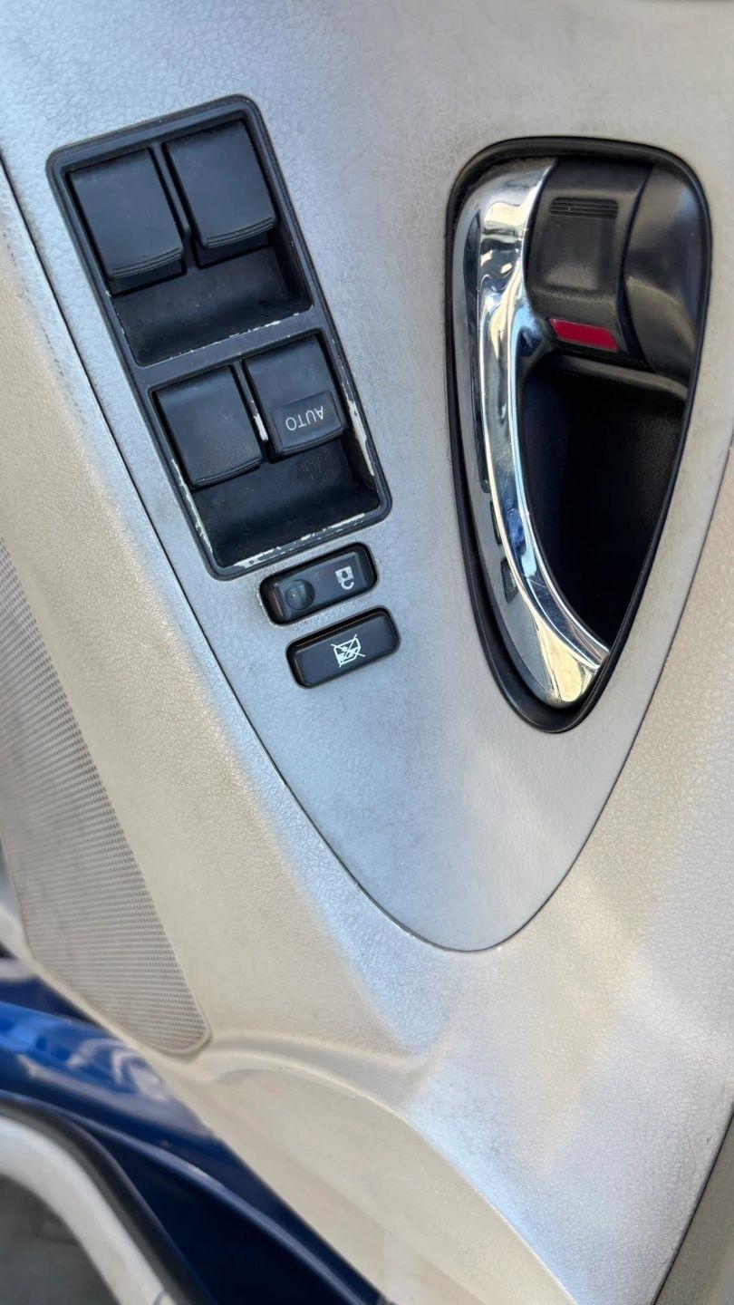 Toyota Camry  2009