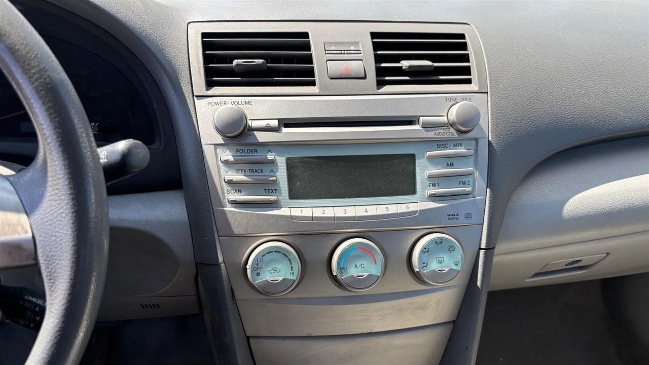 Toyota Camry  2009