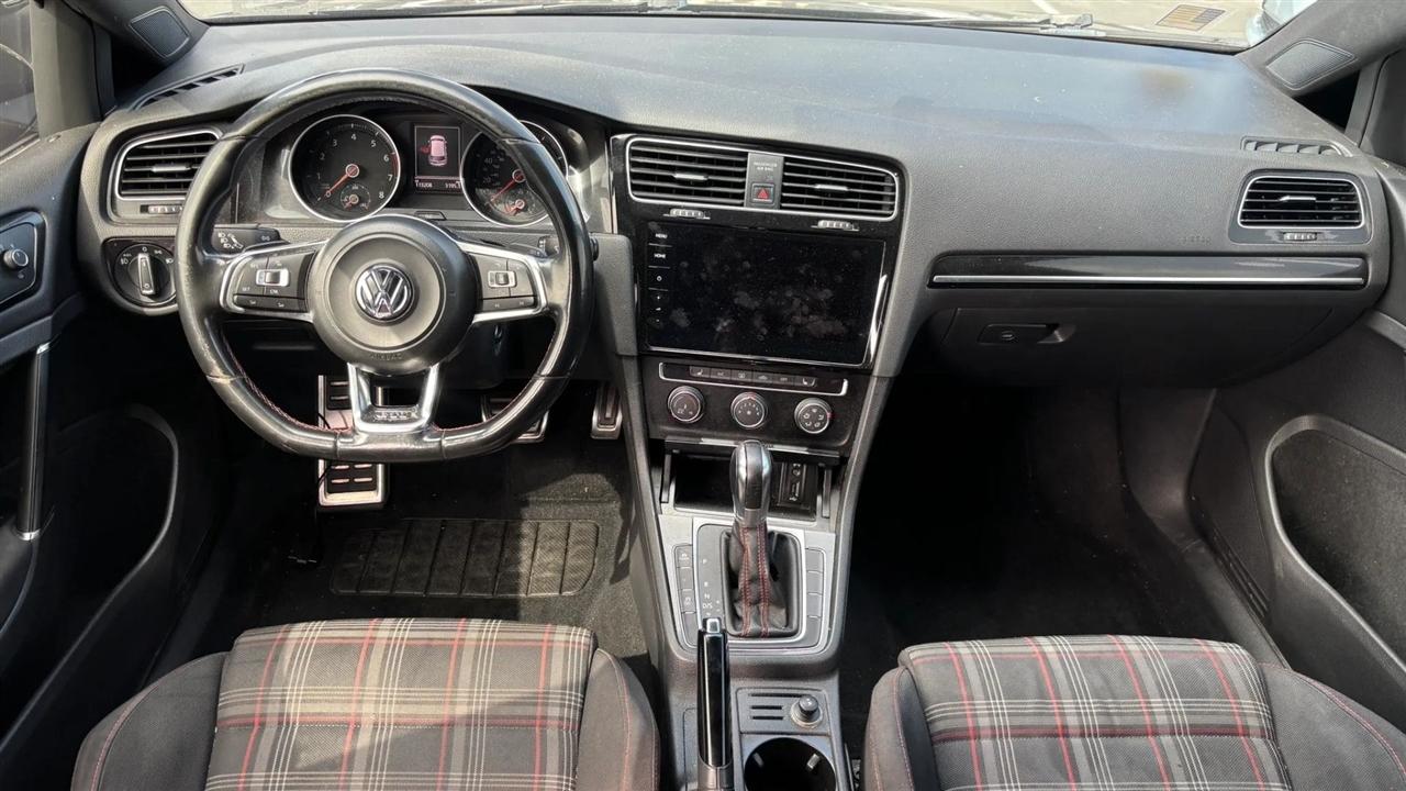 Volkswagen GTI  2015