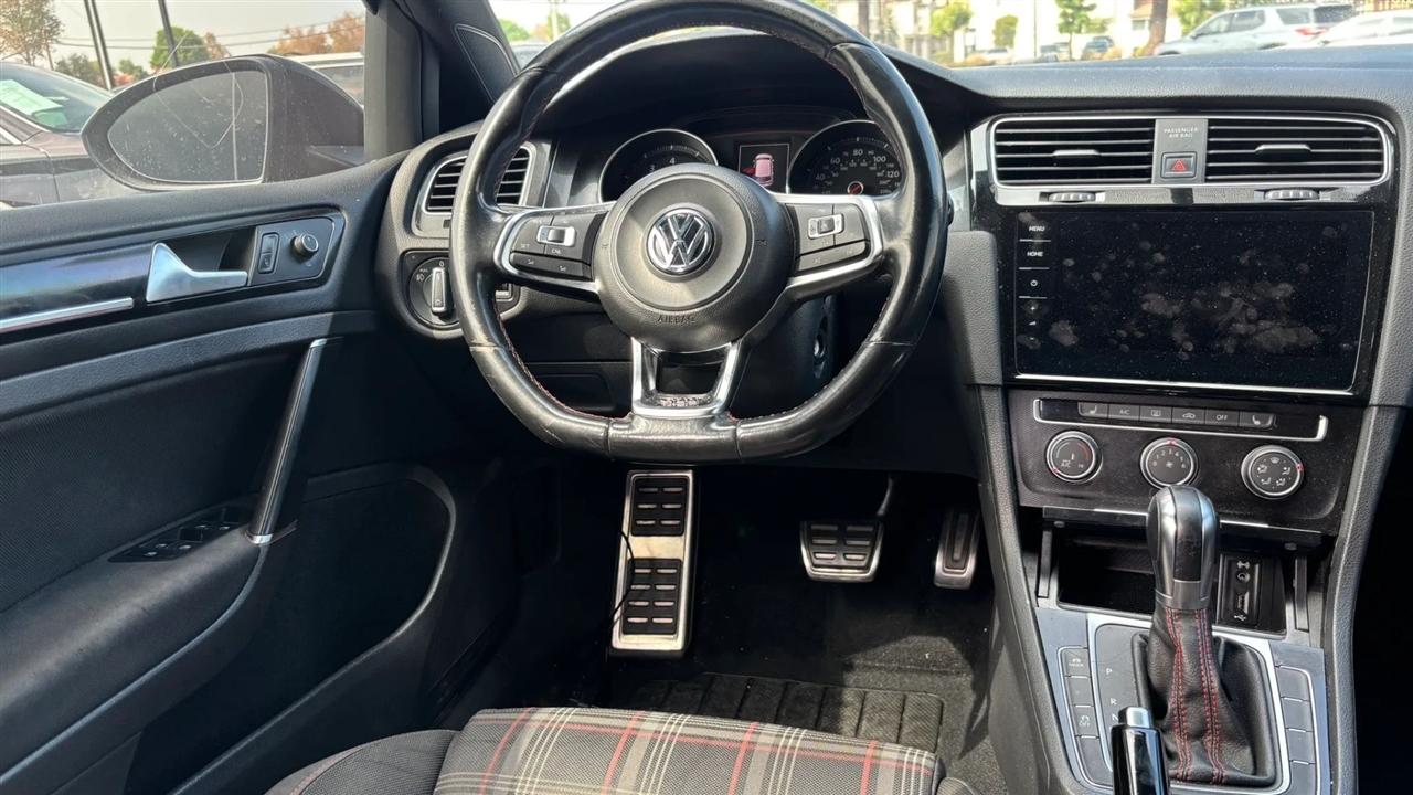 Volkswagen GTI  2015