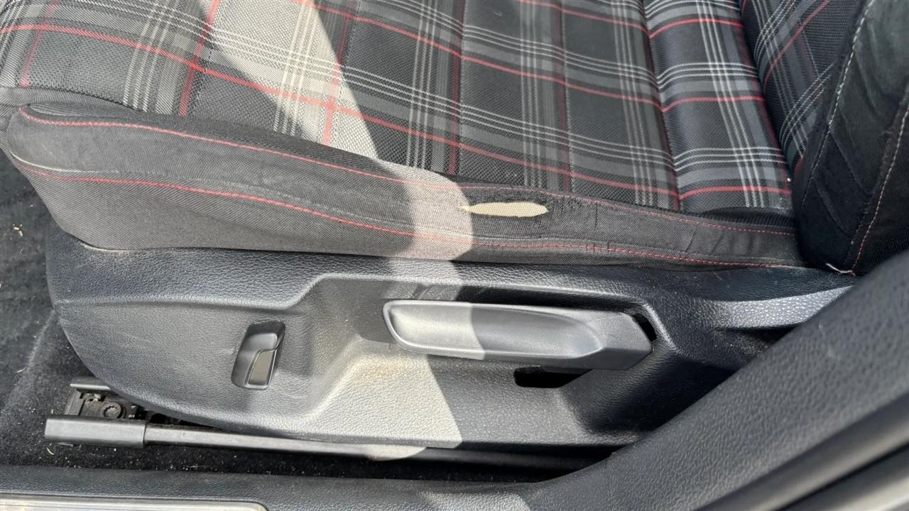 Volkswagen GTI  2015