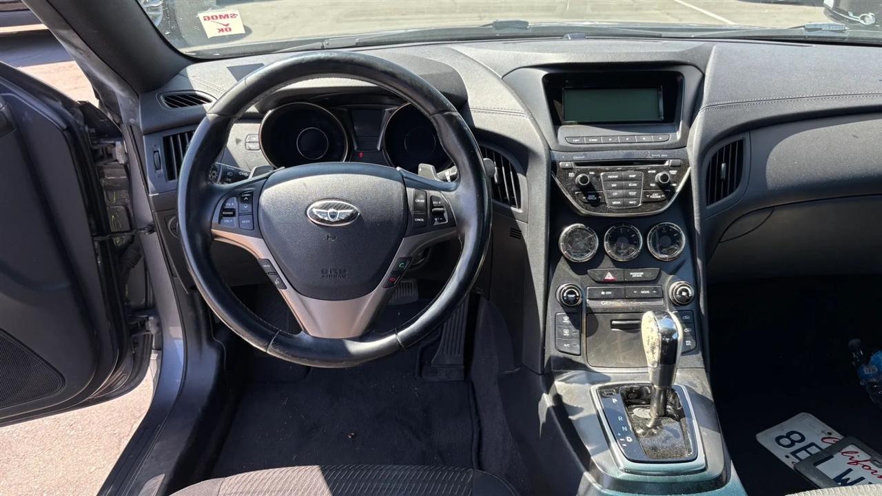 Hyundai Genesis Coupe  2013