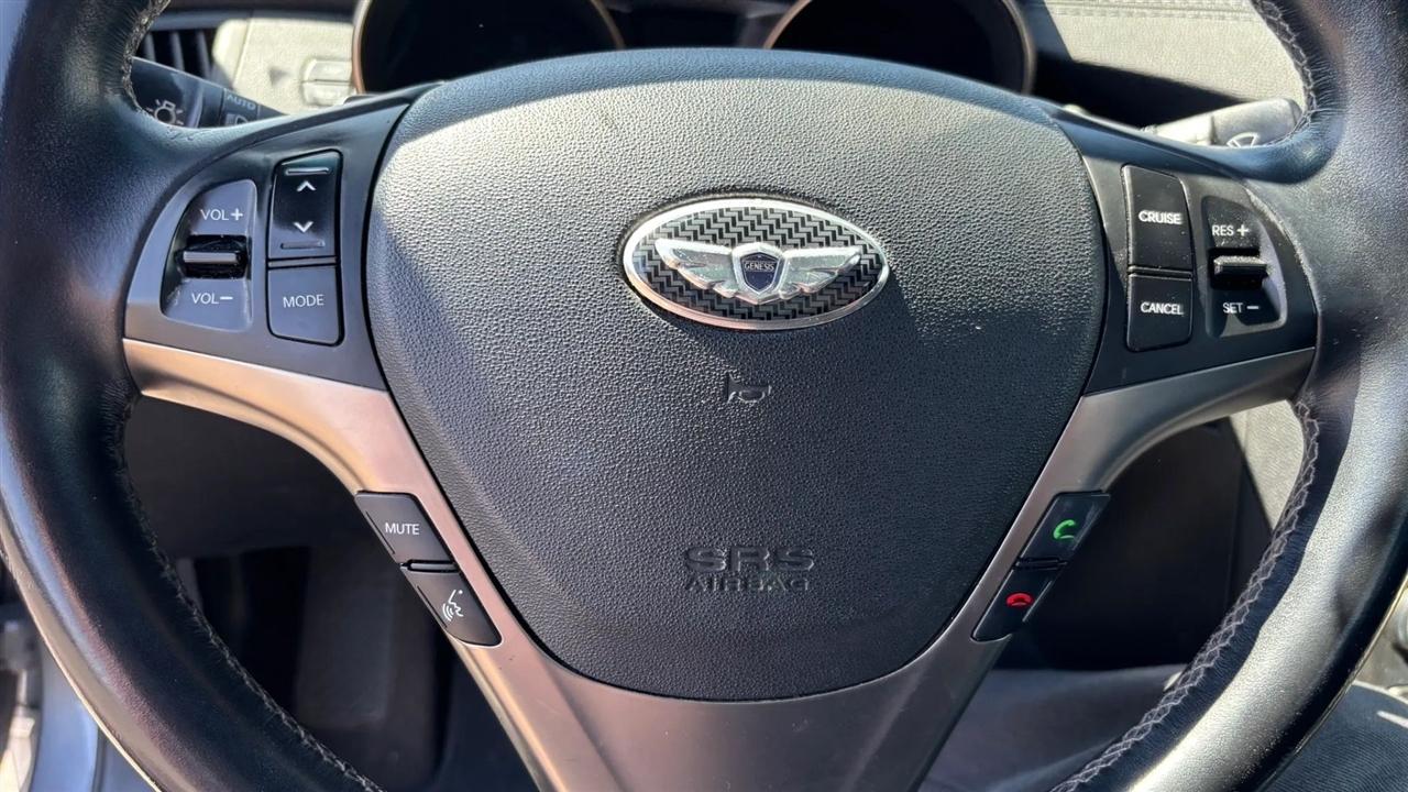 Hyundai Genesis Coupe  2013