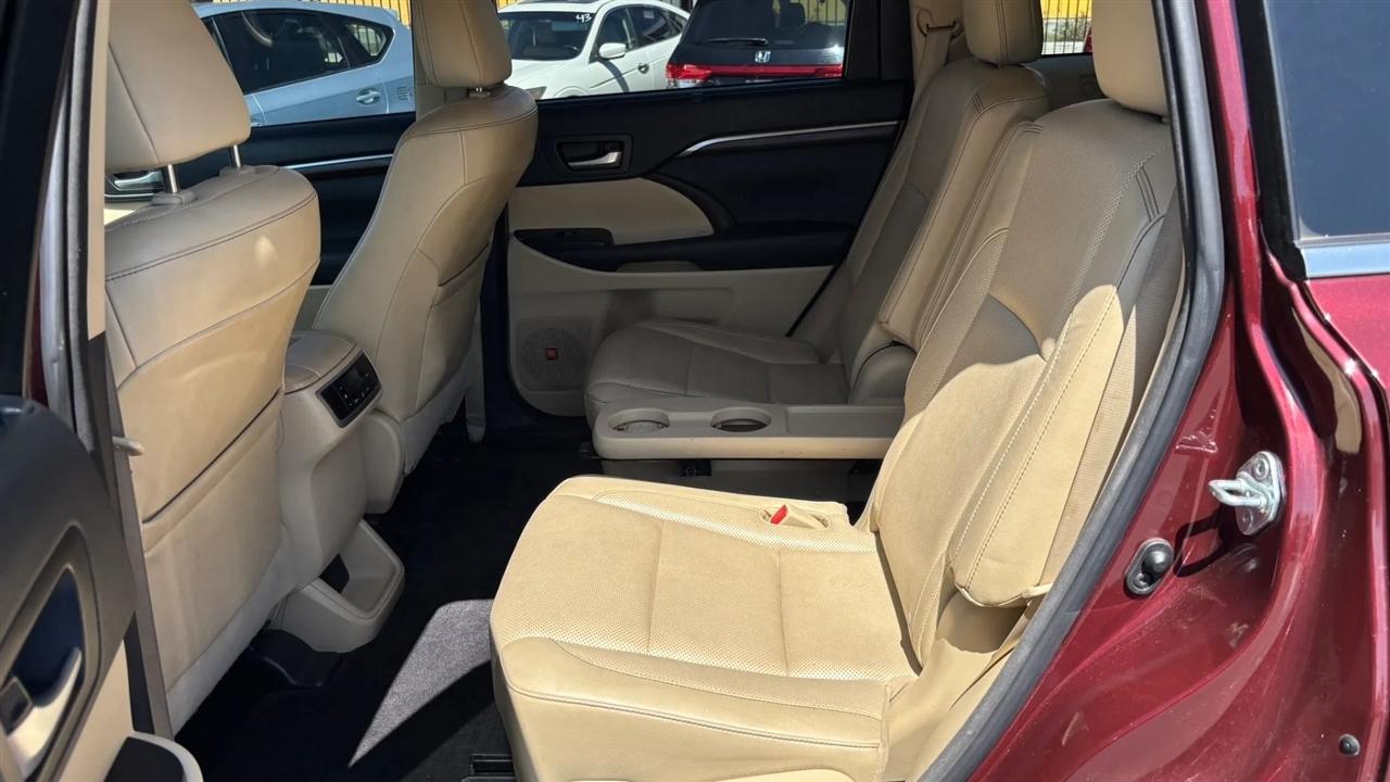 Toyota Highlander  2015