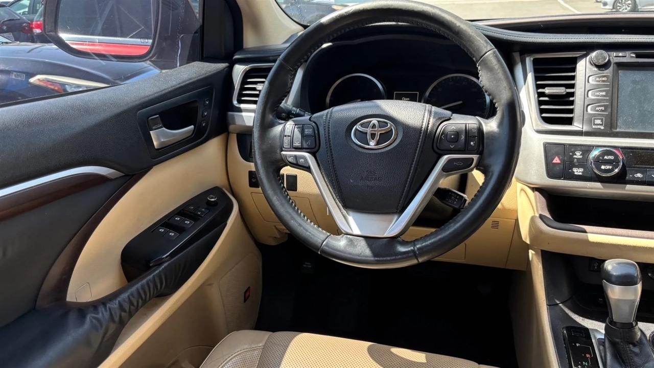 Toyota Highlander  2015