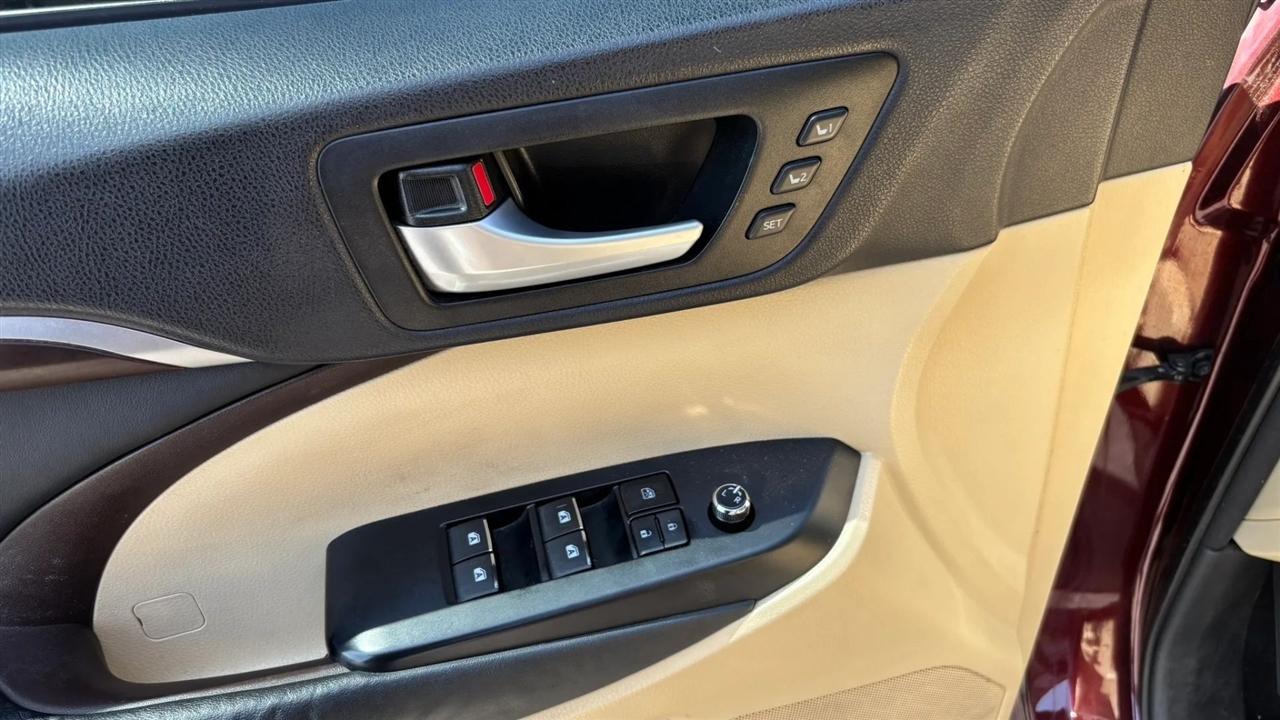 Toyota Highlander  2015