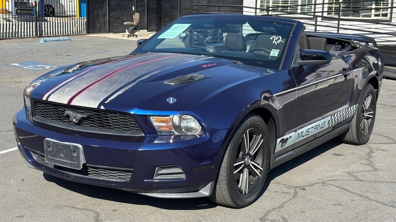 Ford Mustang  2010