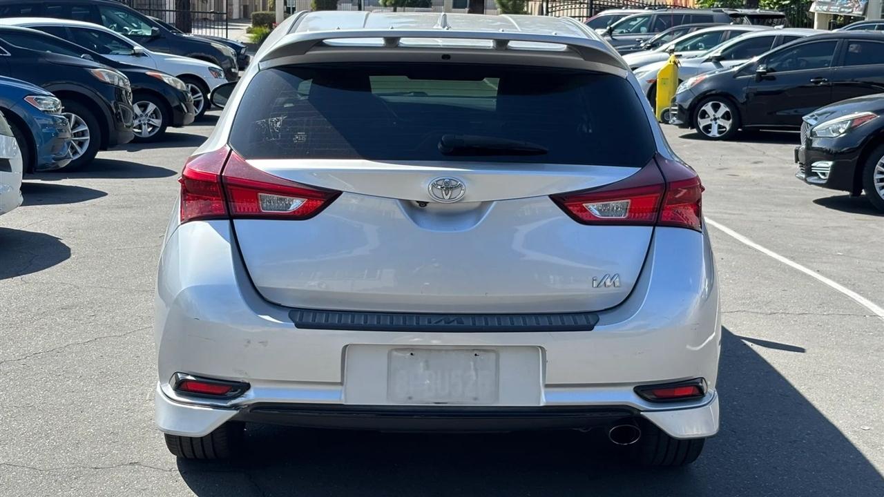 Toyota Corolla iM  2018