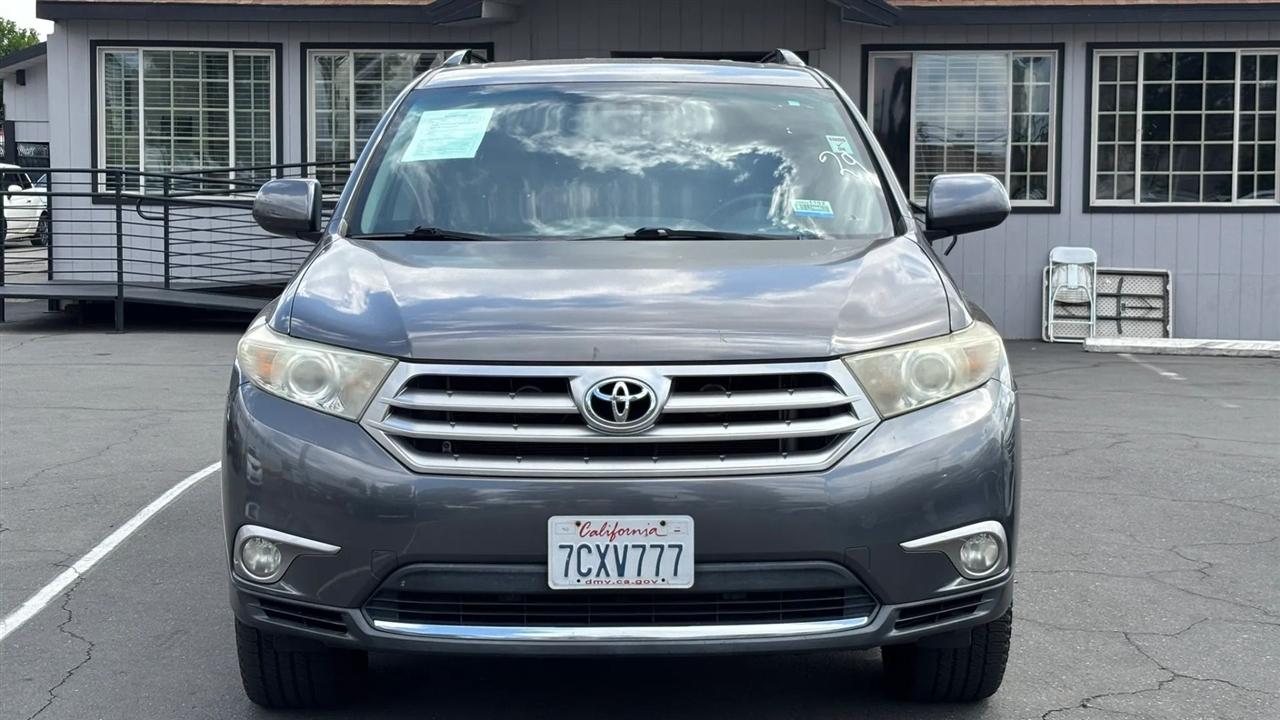 Toyota Highlander  2013