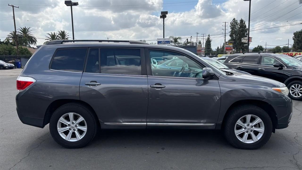 Toyota Highlander  2013