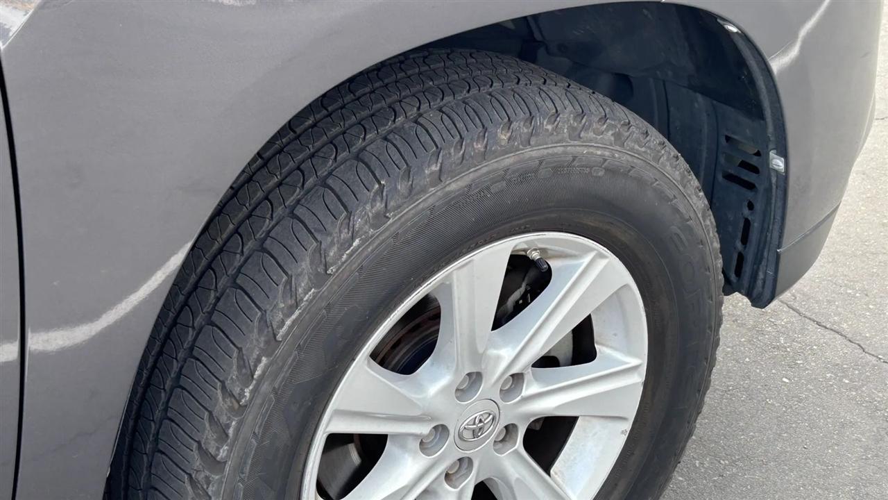 Toyota Highlander  2013