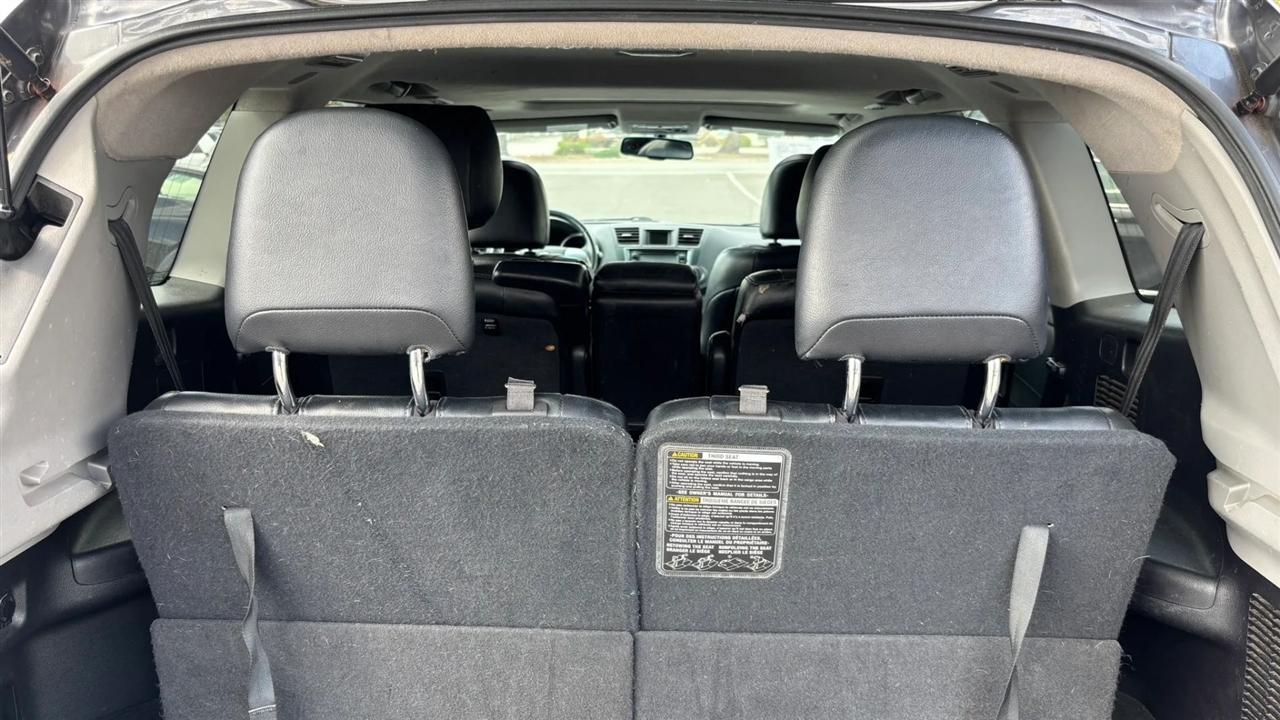Toyota Highlander  2013