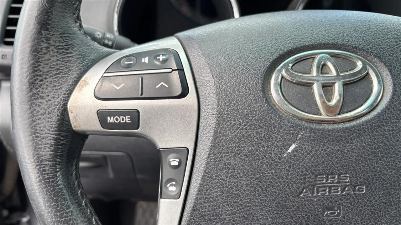 Toyota Highlander  2013