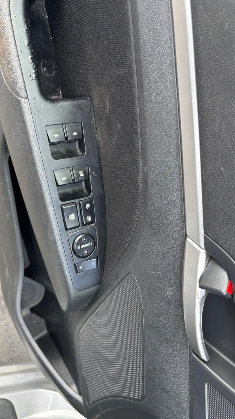 Hyundai Elantra  2020