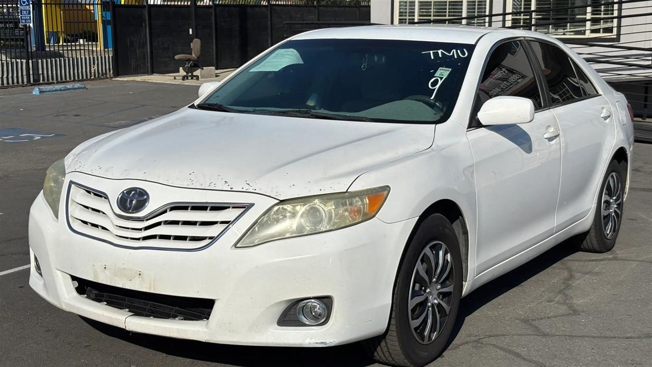 Toyota Camry  2010