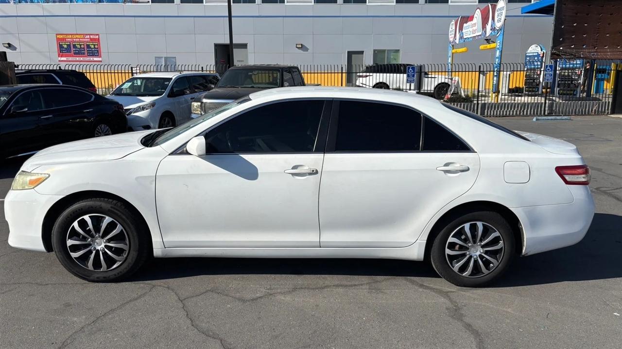 Toyota Camry  2010