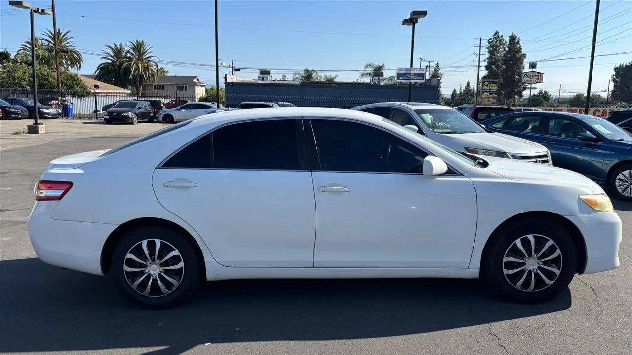 Toyota Camry  2010