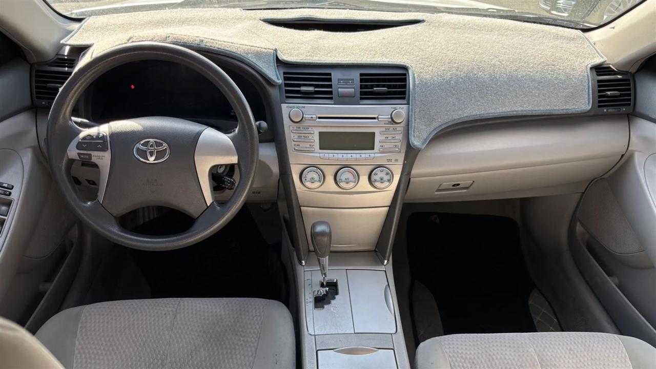 Toyota Camry  2010