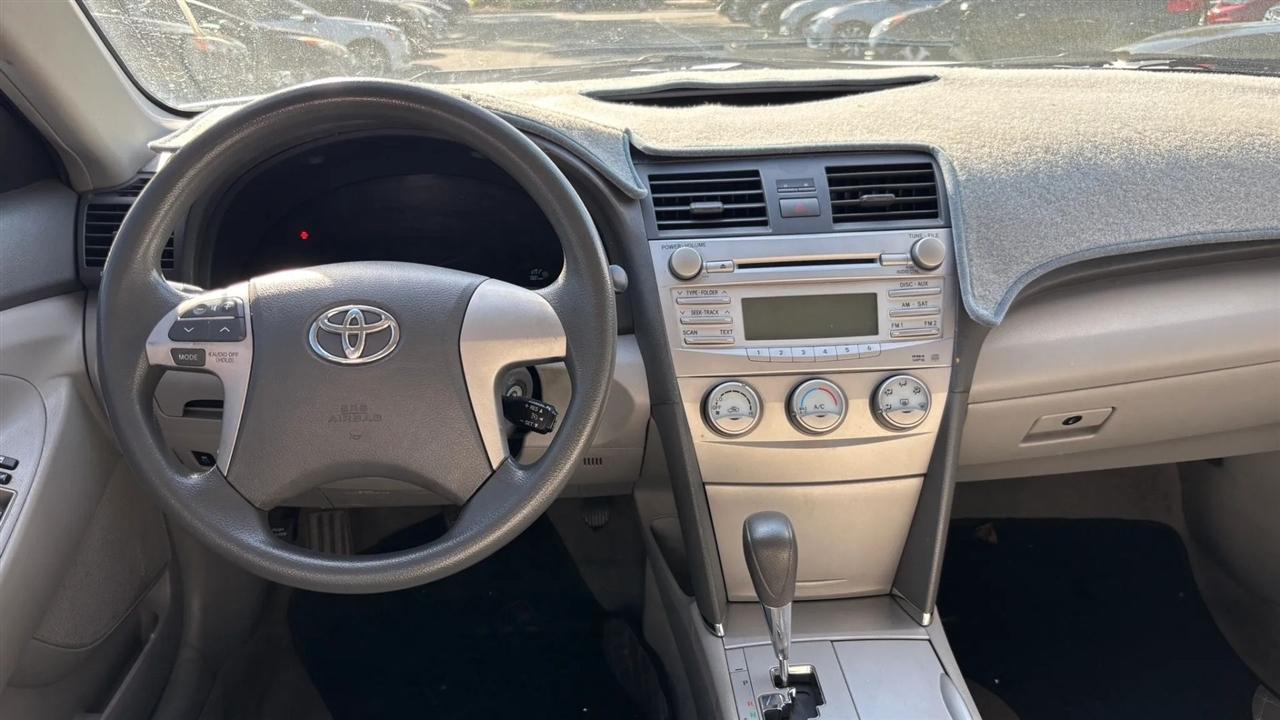 Toyota Camry  2010