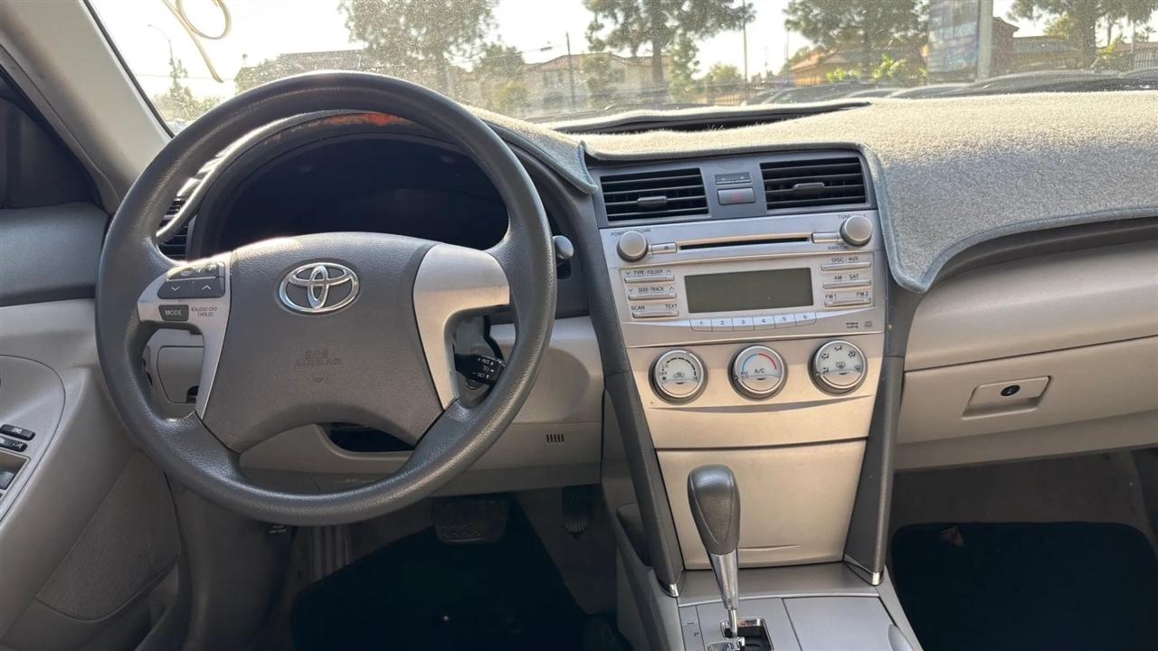 Toyota Camry  2010