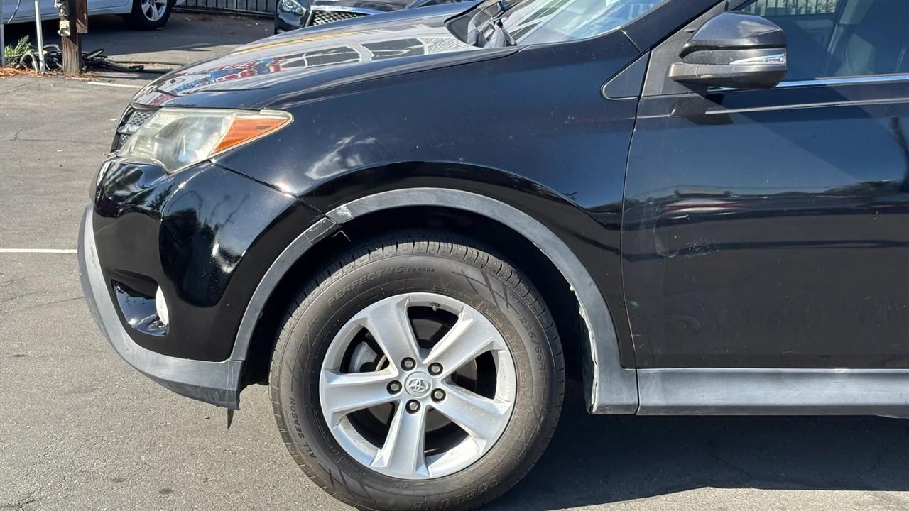 Toyota RAV4  2013