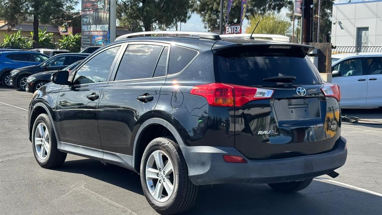 Toyota RAV4  2013
