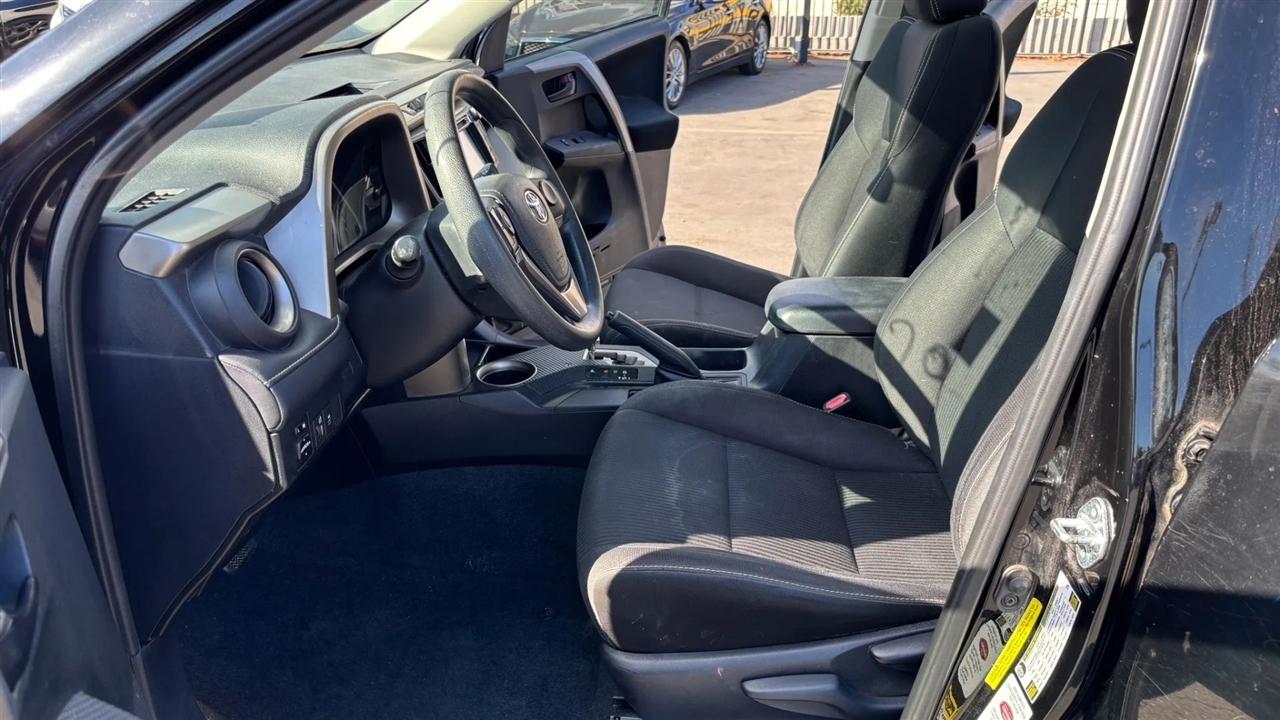 Toyota RAV4  2013