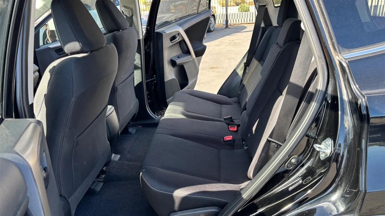 Toyota RAV4  2013