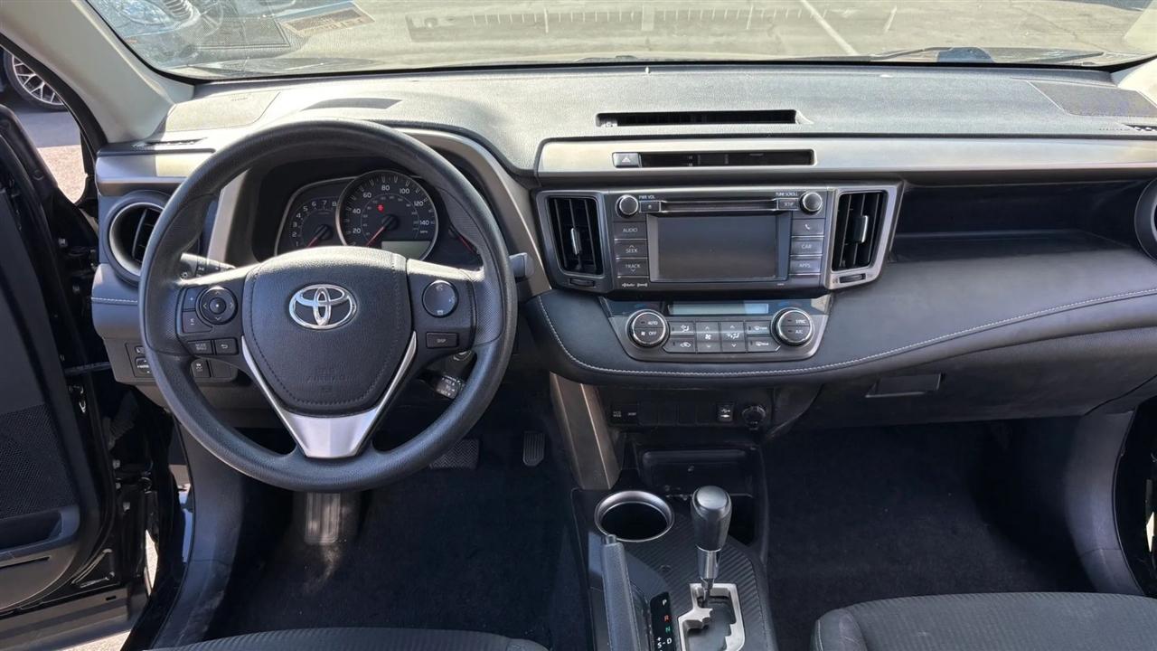 Toyota RAV4  2013
