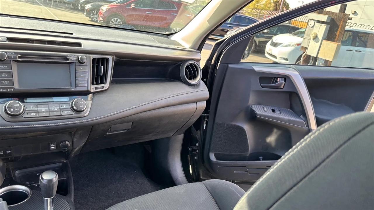 Toyota RAV4  2013
