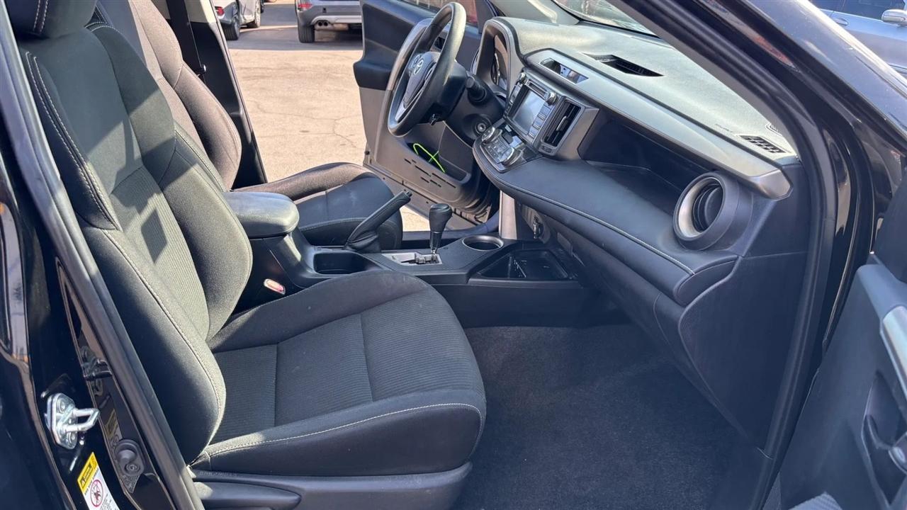 Toyota RAV4  2013