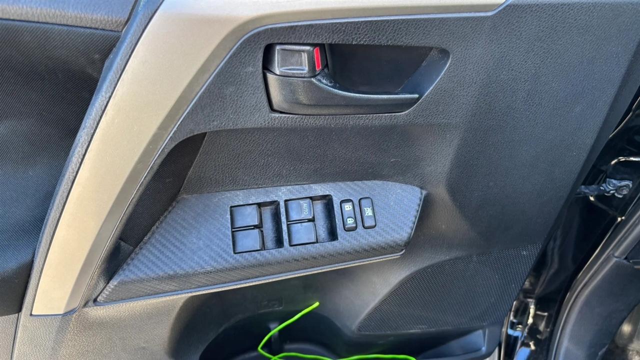Toyota RAV4  2013