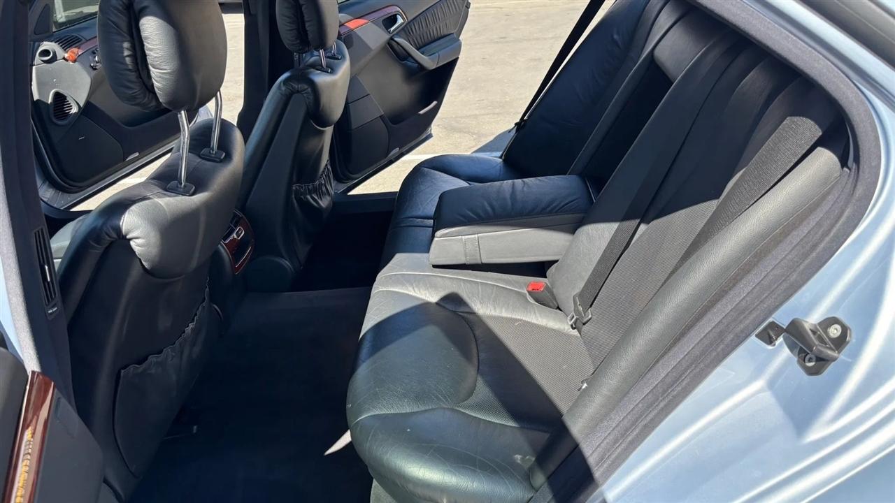 Mercedes-Benz S-Class  2000