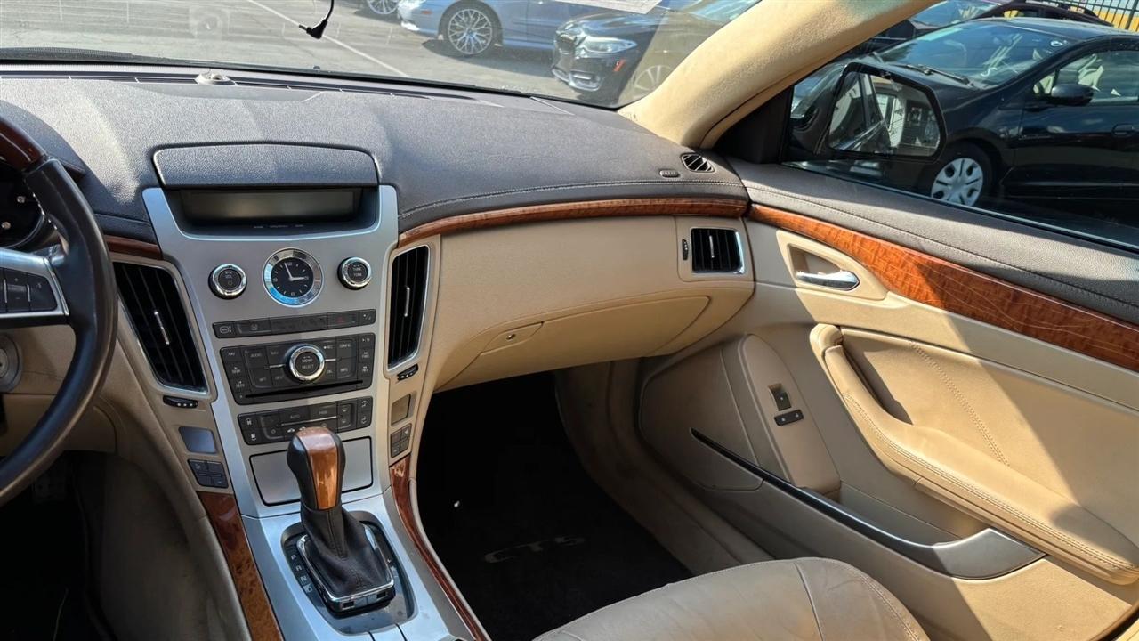 Cadillac CTS  2008