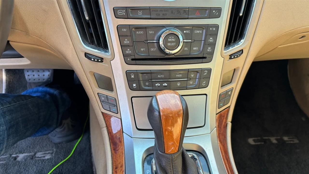 Cadillac CTS  2008