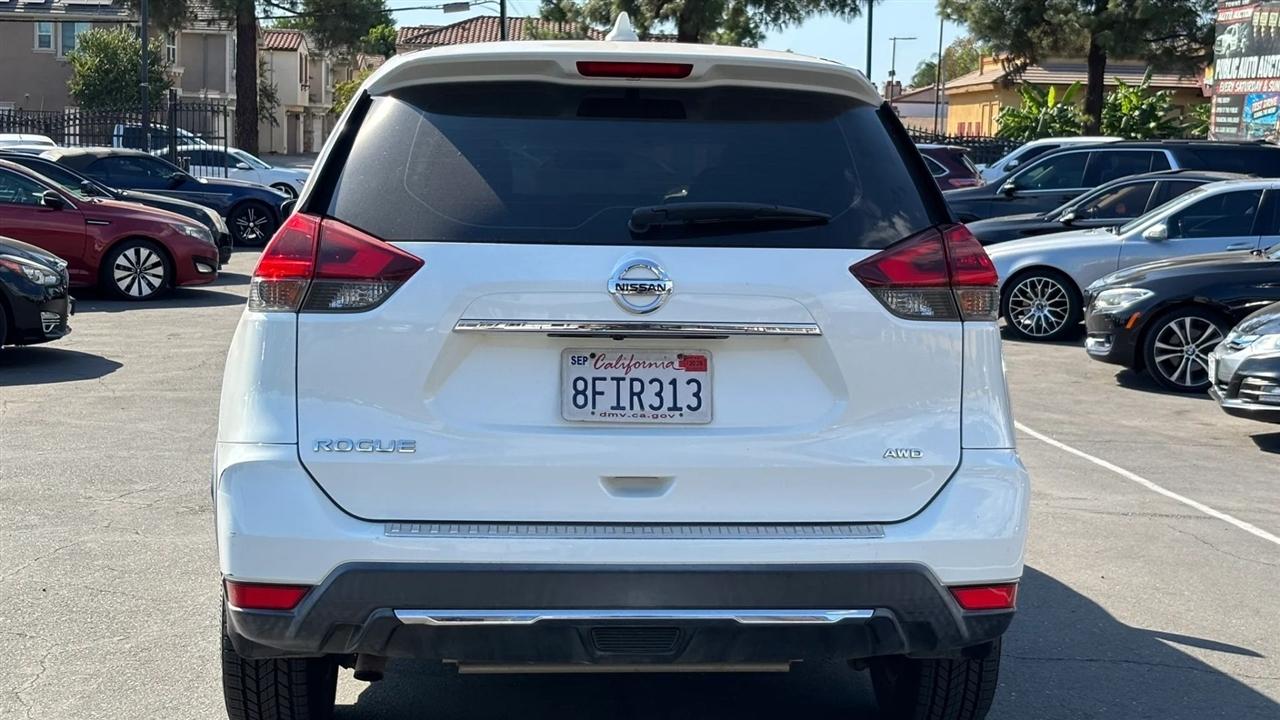 Nissan Rogue  2018