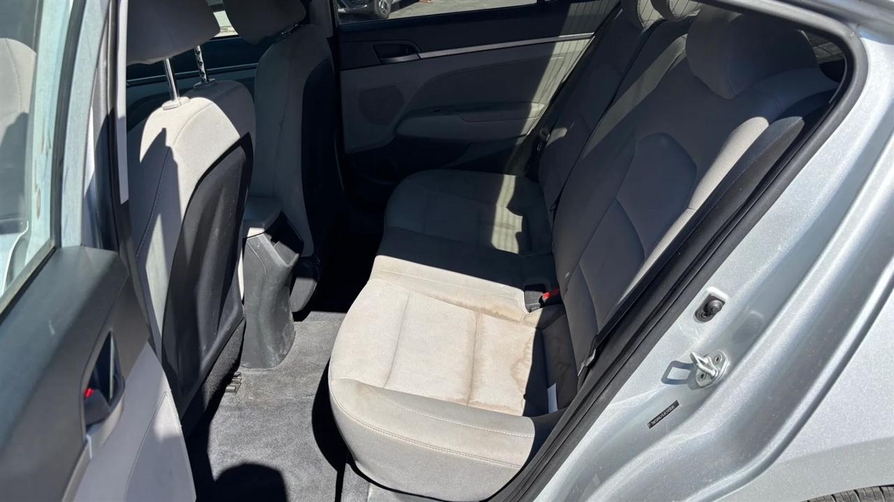 Hyundai Elantra  2018