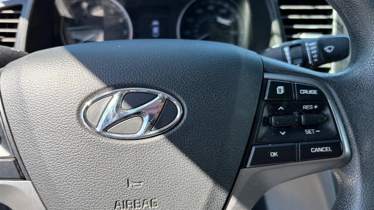 Hyundai Elantra  2018