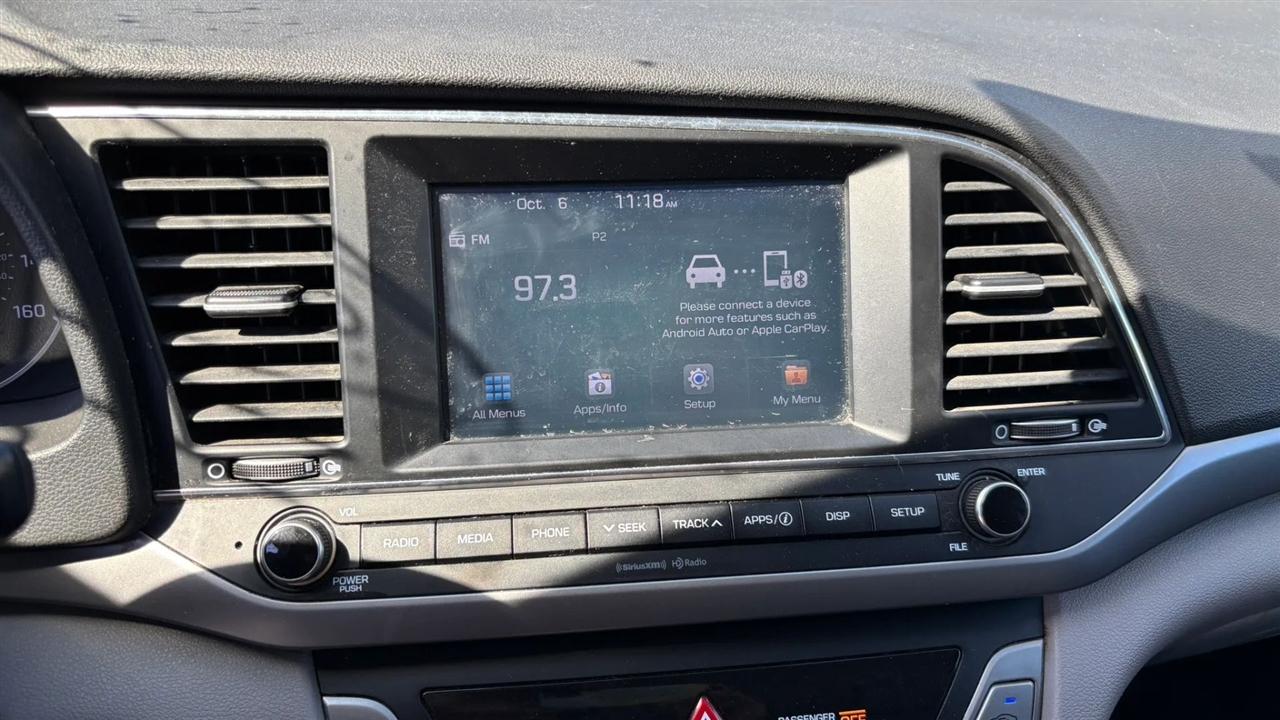 Hyundai Elantra  2018