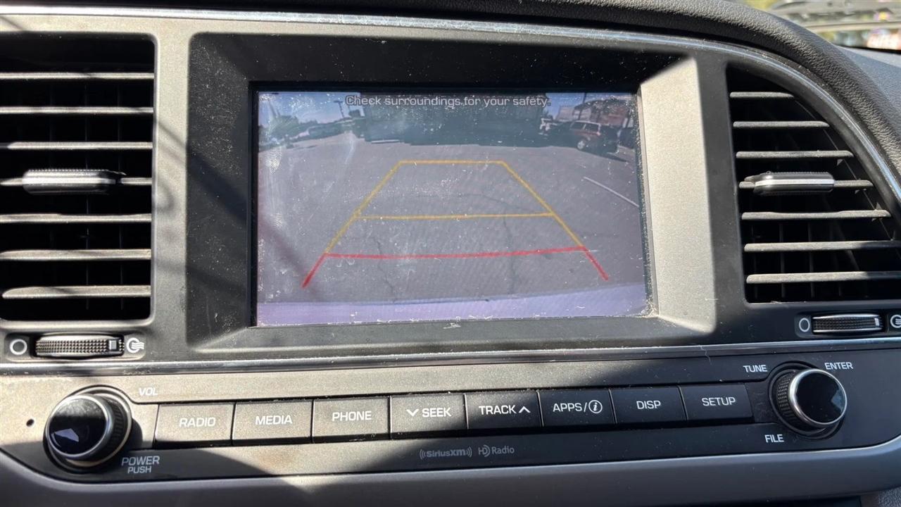Hyundai Elantra  2018