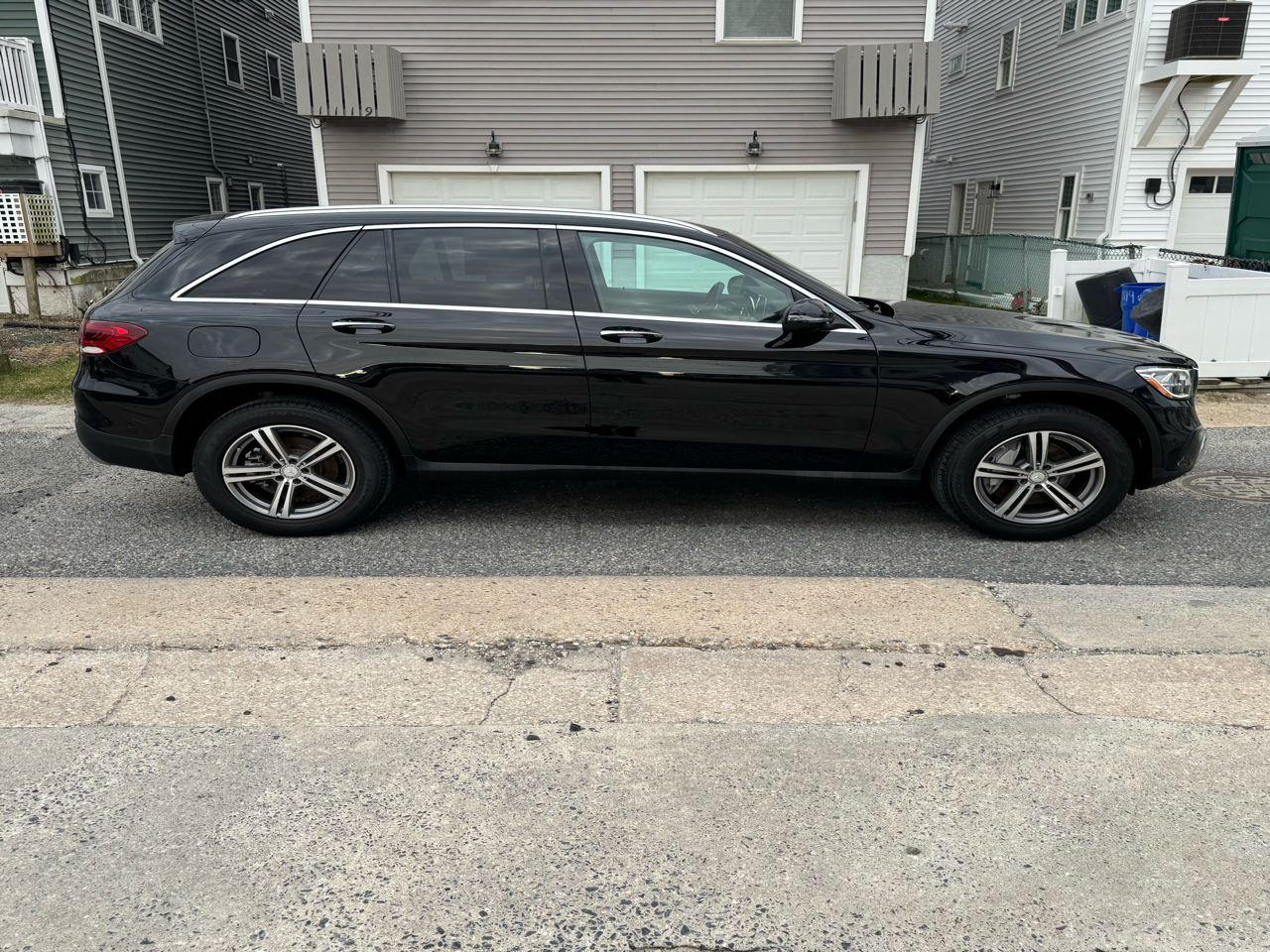 Mercedes-Benz GLC GLC 300 4MATIC SUV 2022