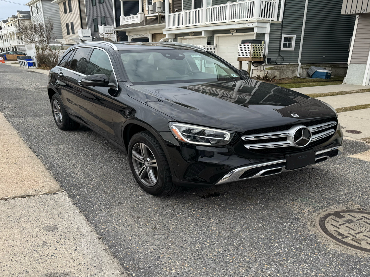Mercedes-Benz GLC GLC 300 4MATIC SUV 2022