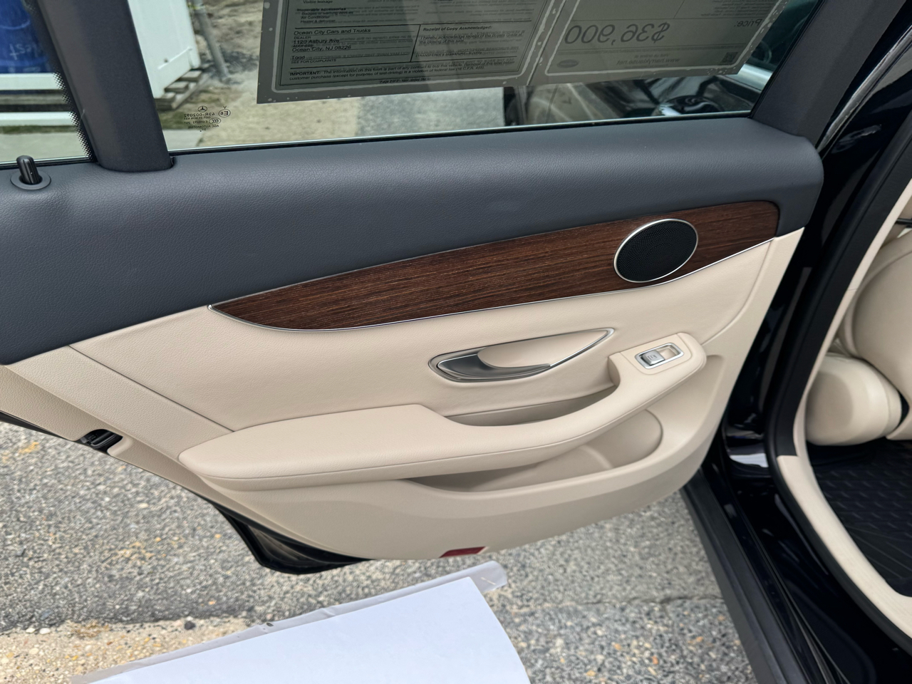 Mercedes-Benz GLC GLC 300 4MATIC SUV 2022